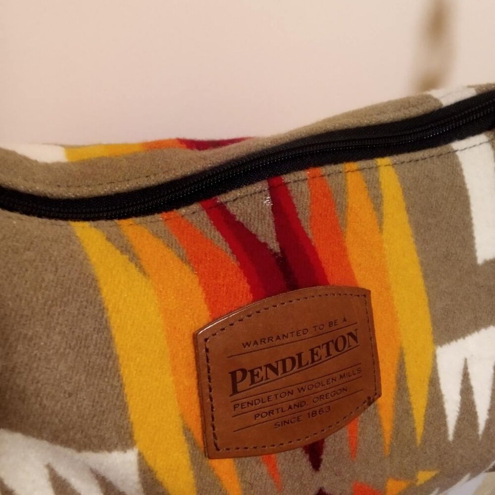 Pendelton Crossbody Aztec Print Bag